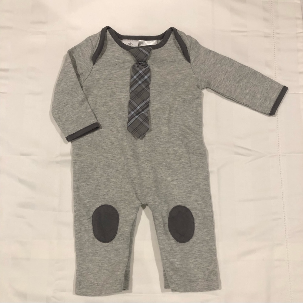 FAO Swartz Gray Baby Boy Jumpsuit